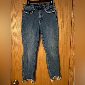 Judy Blue slim fit 9/29.